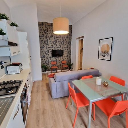 Casa Din Din Apartment Turin Bagian luar foto