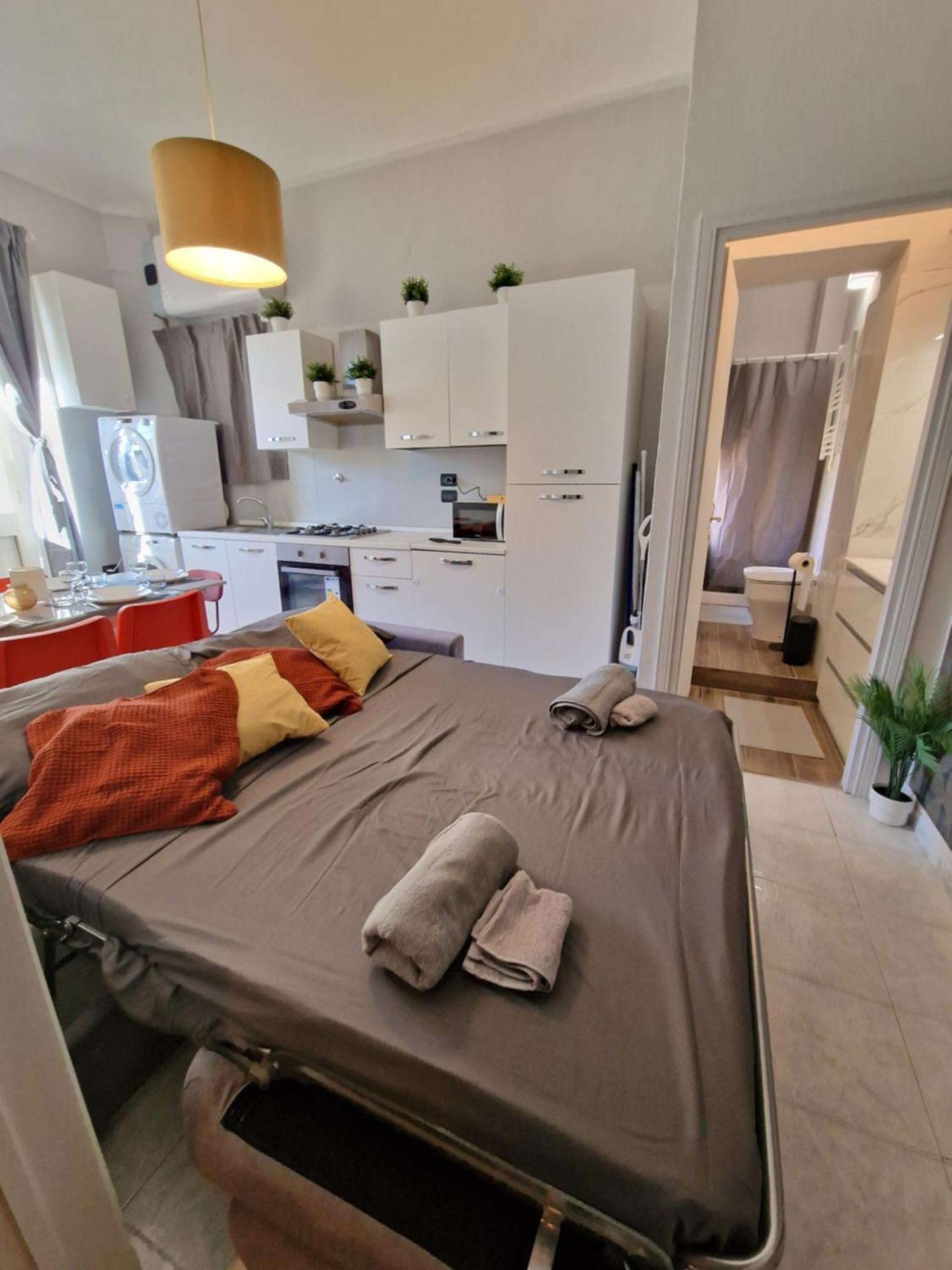 Casa Din Din Apartment Turin Bagian luar foto